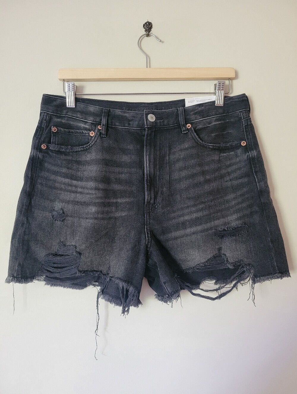 NWT American Eagle AE Denim High Waist '90s Boyfriend Black Denim Jean Short 12